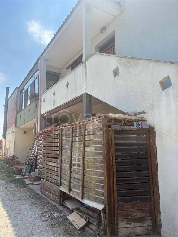 appartamento in vendita a Cisterna di Latina in zona Prato Cesarino