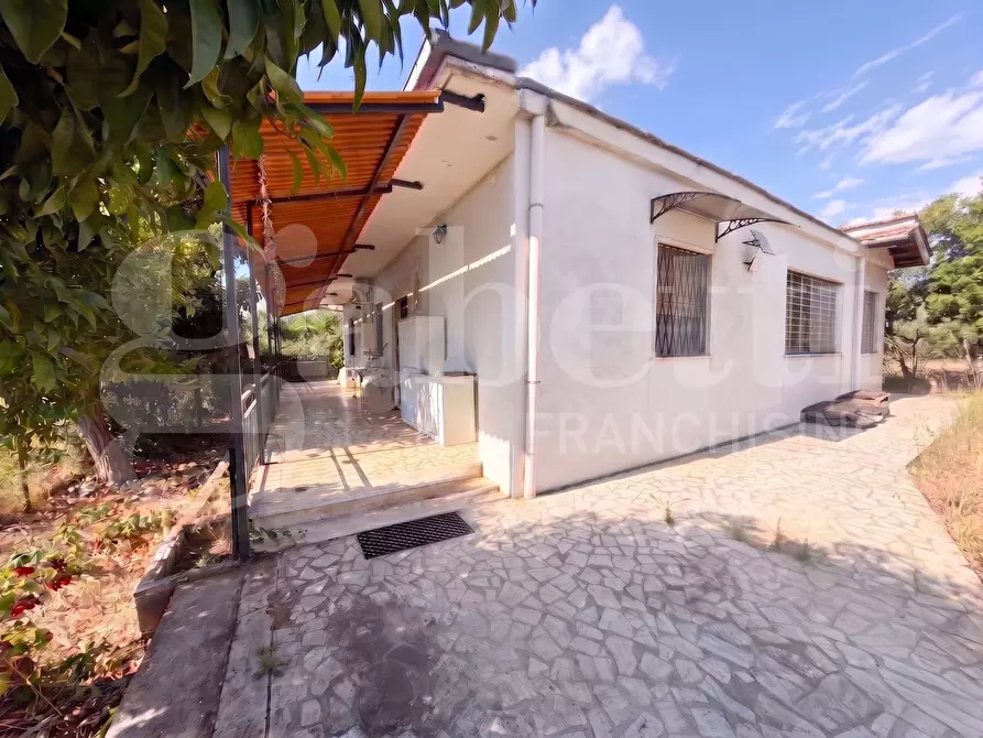 casa indipendente in vendita a Cisterna di Latina