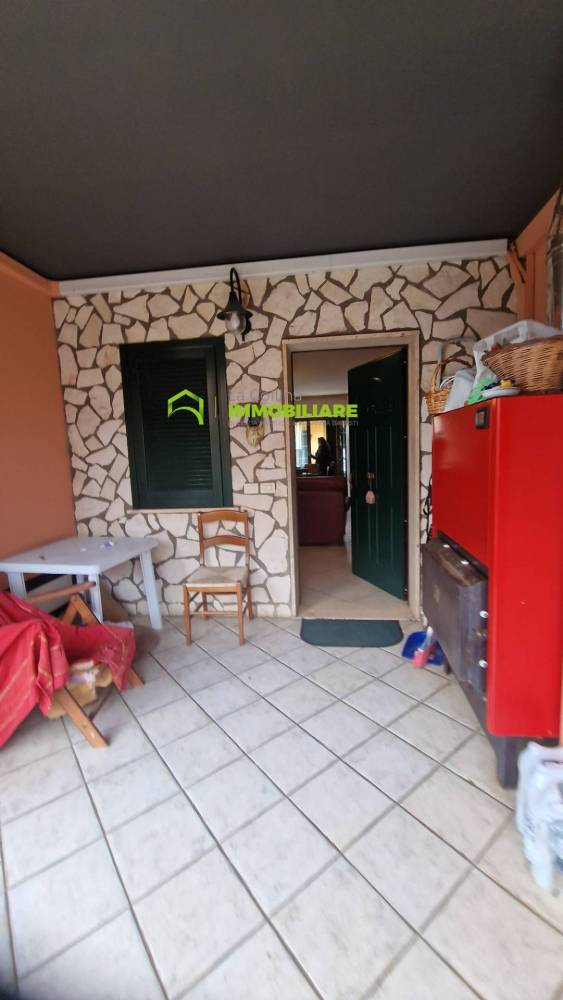 casa indipendente in vendita a Cisterna di Latina in zona Olmobello