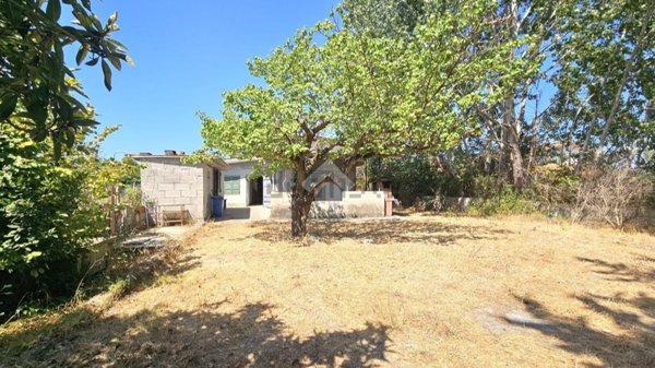casa indipendente in vendita a Cisterna di Latina in zona Sant'Ilario