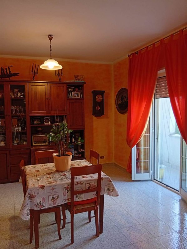 casa indipendente in vendita a Cisterna di Latina