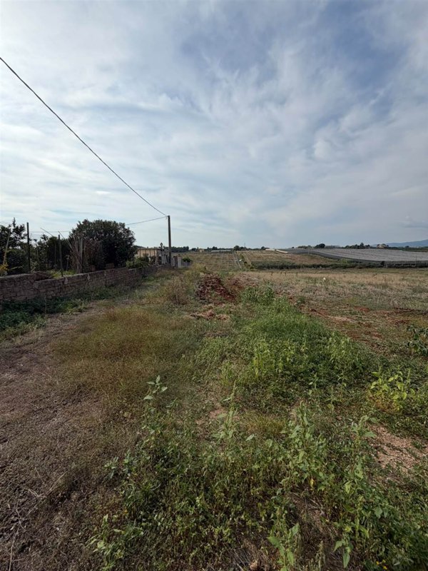 terreno in vendita a Cisterna di Latina