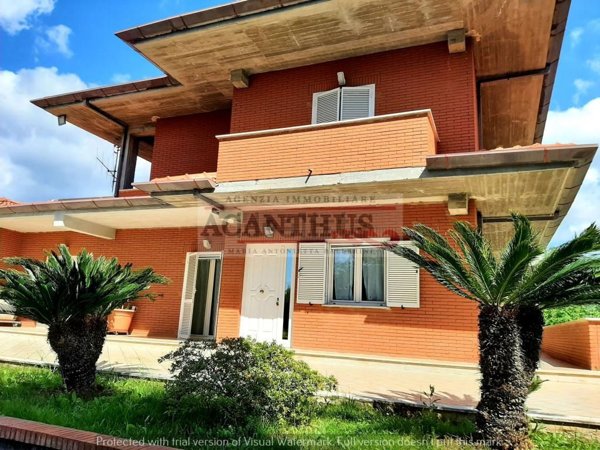 casa indipendente in vendita a Cori