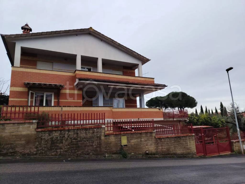 casa indipendente in vendita a Cori