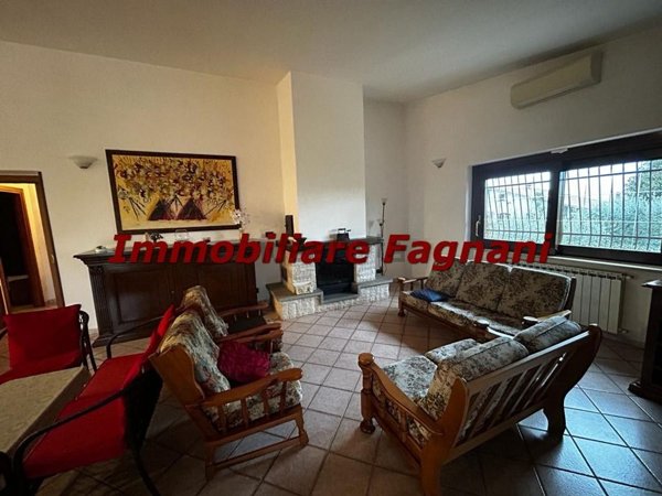 casa indipendente in vendita a Cori in zona Giulianello