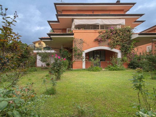 casa indipendente in vendita a Cori