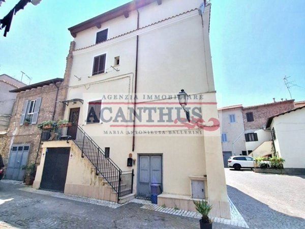 casa indipendente in vendita a Cori