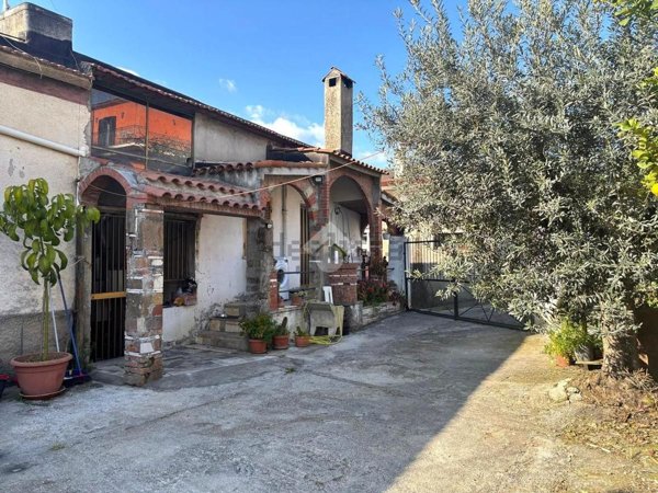 appartamento in vendita a Cori in zona Giulianello
