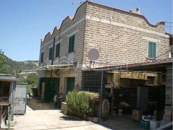 casa indipendente in vendita a Cori