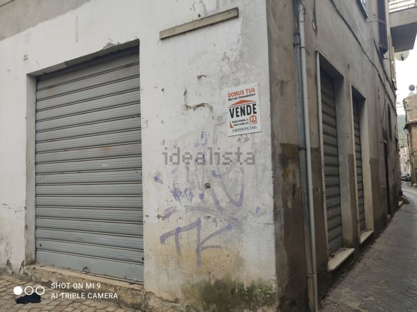 locale commerciale in vendita a Cori