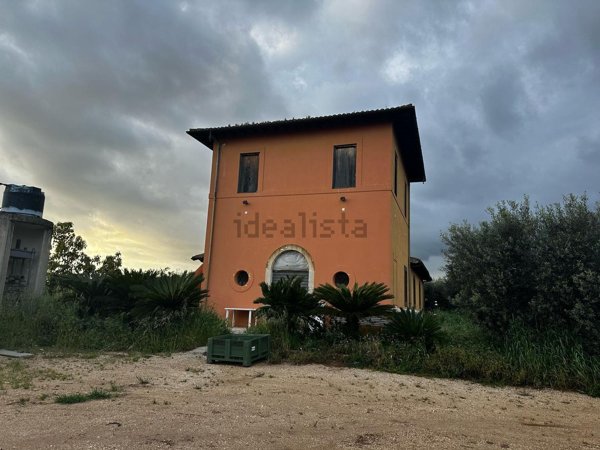 casale in vendita a Cori