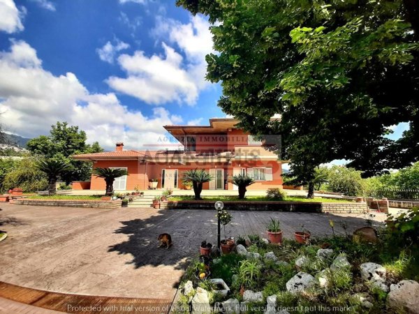 casa indipendente in vendita a Cori