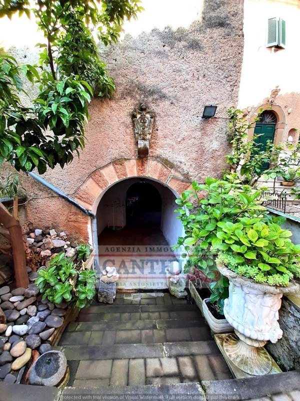 casa indipendente in vendita a Cori