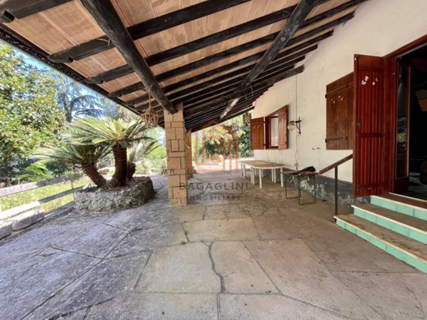 casa indipendente in vendita a Cori in zona Giulianello