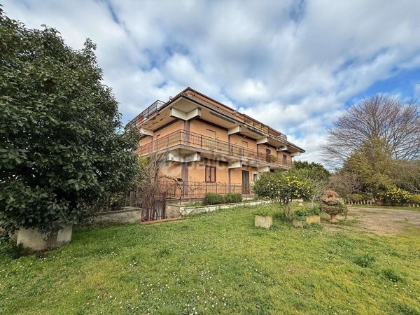 appartamento in vendita a Cori in zona Giulianello