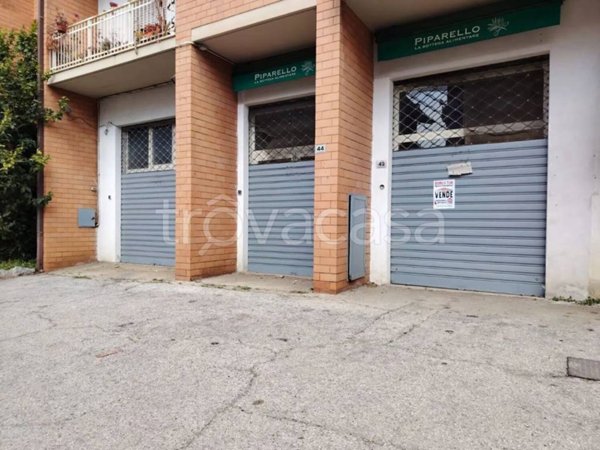 negozio in vendita a Cori