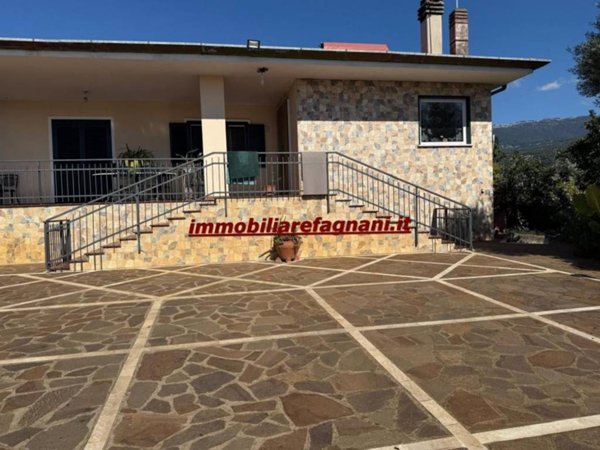 casa indipendente in vendita a Cori