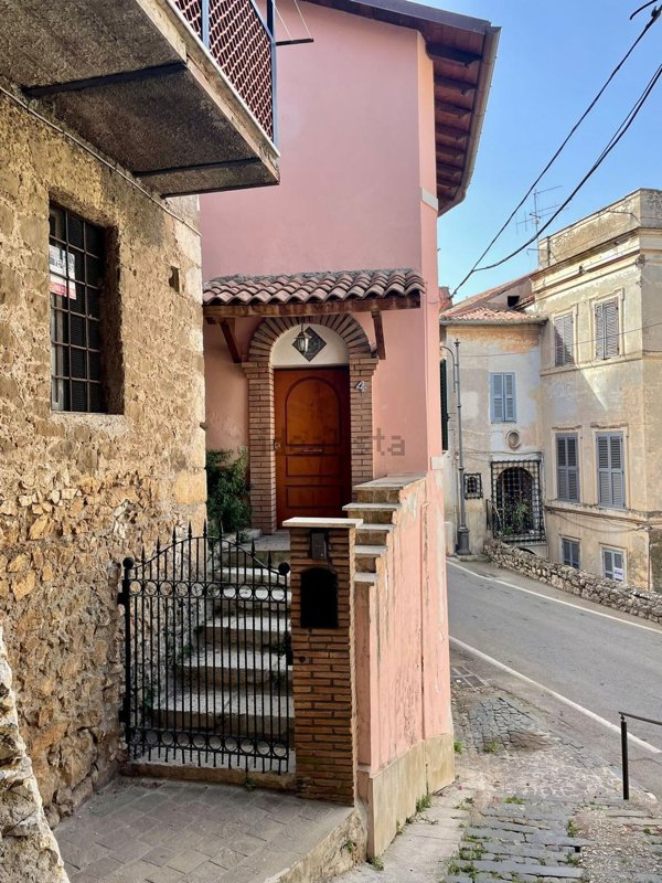 appartamento in vendita a Cori