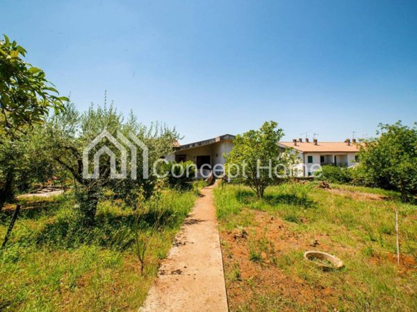 casa indipendente in vendita a Cori in zona Giulianello