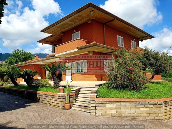 casa indipendente in vendita a Cori in zona Giulianello