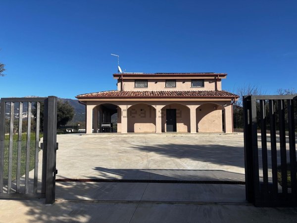 casa indipendente in vendita a Cori