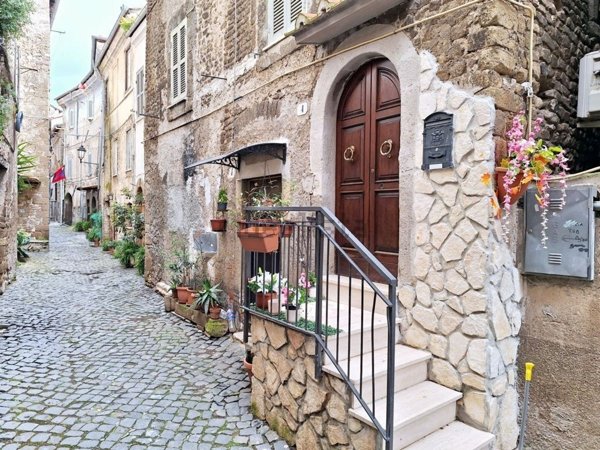 appartamento in vendita a Cori