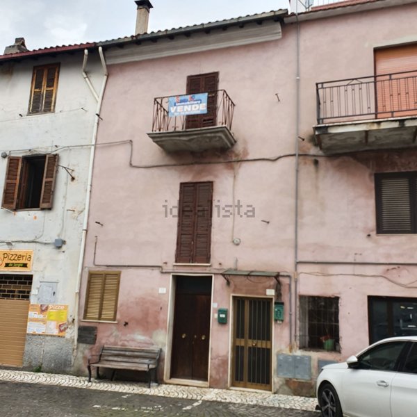 appartamento in vendita a Cori in zona Giulianello