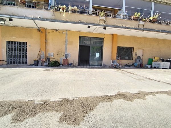 locale commerciale in vendita a Cori