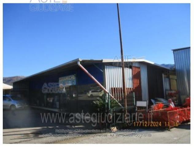negozio in vendita a Cori in zona Giulianello