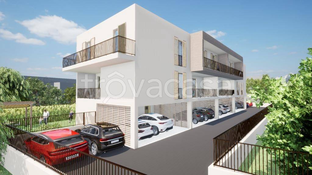 casa indipendente in vendita a Fondi
