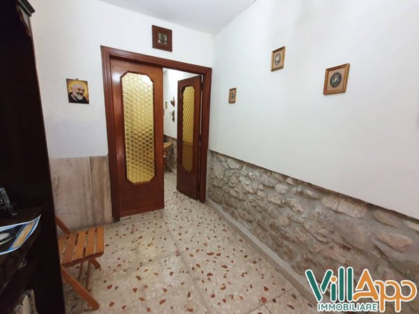 casa indipendente in vendita a Fondi