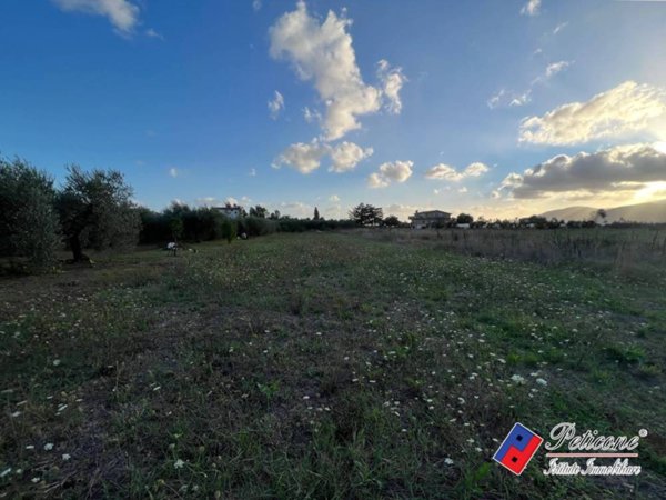 terreno agricolo in vendita a Fondi in zona San Magno