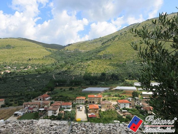 casa indipendente in vendita a Fondi
