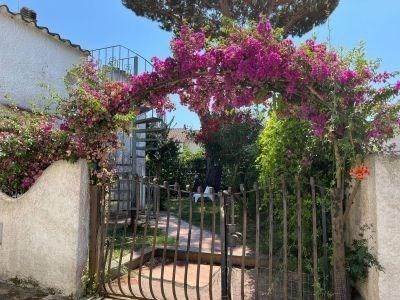 casa indipendente in vendita a Fondi in zona Rio Claro