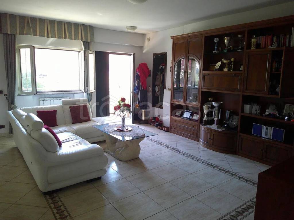 casa indipendente in vendita a Fondi