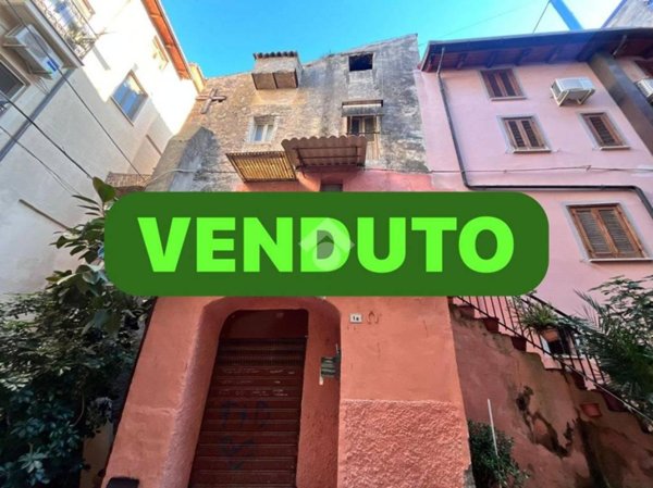 casa indipendente in vendita a Fondi