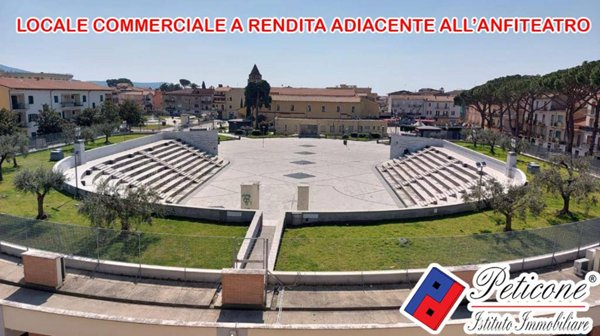 locale commerciale in vendita a Fondi