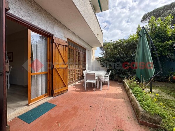 appartamento in vendita a Fondi in zona Rio Claro