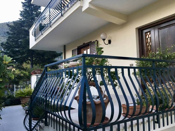 casa indipendente in vendita a Fondi