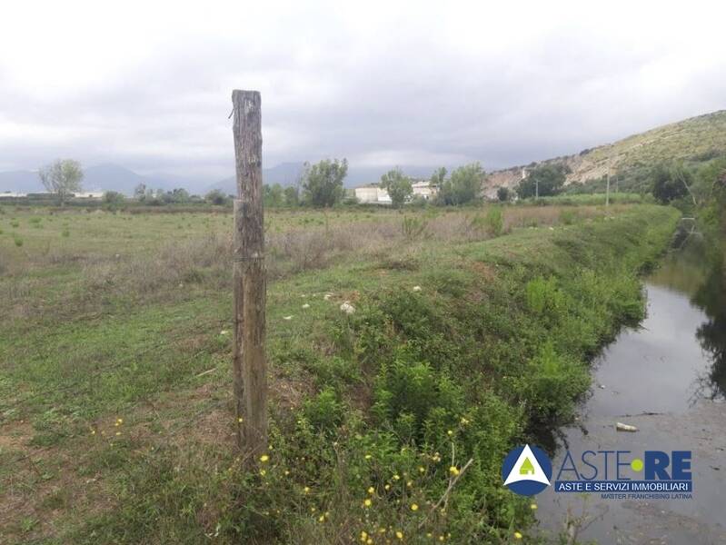 terreno edificabile in vendita a Fondi