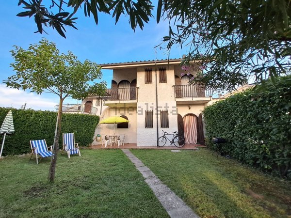 appartamento in vendita a Fondi in zona Salto di Fondi