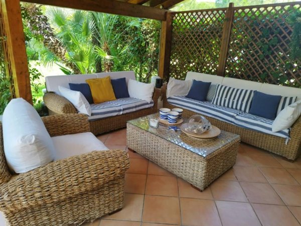 casa indipendente in vendita a Fondi in zona Rio Claro