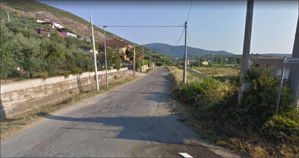 capannone in vendita a Fondi