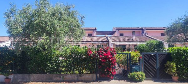 casa indipendente in vendita a Fondi
