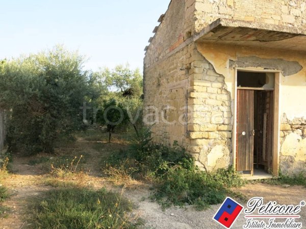 casa indipendente in vendita a Fondi