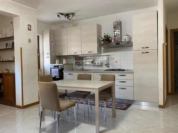 casa indipendente in vendita a Fondi in zona Salto di Fondi