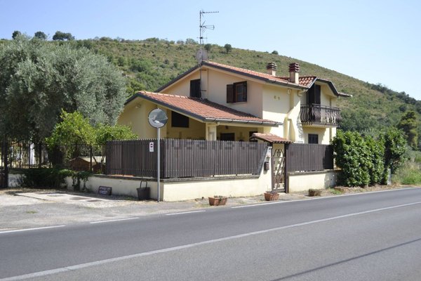 pentavano in vendita a Fondi