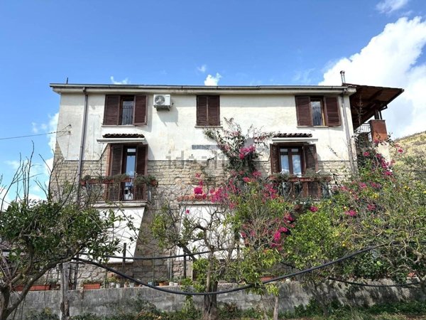 appartamento in vendita a Fondi in zona Gegni