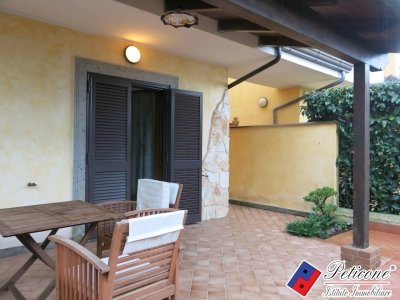 appartamento in vendita a Fondi in zona Salto di Fondi