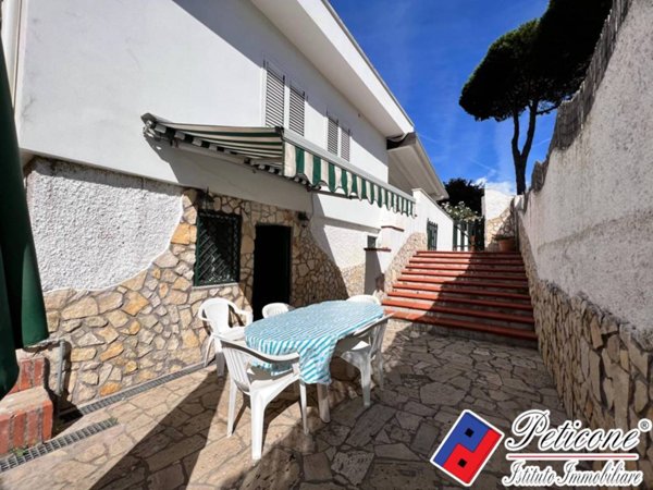 appartamento in vendita a Fondi in zona Rio Claro